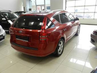 2010 Kia Ceed Photos
