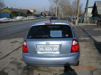 2004 Kia Cerato Pictures