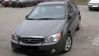 2004 Kia Cerato Pictures