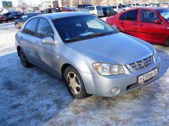 2004 Kia Cerato Pictures