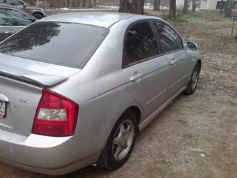 2004 Kia Cerato Pictures