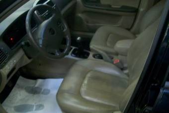 2004 Kia Cerato Images