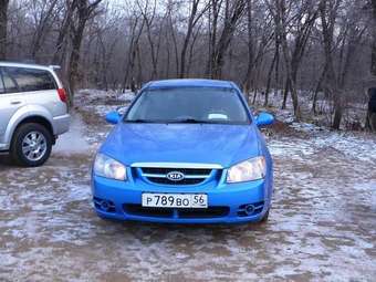 2005 Kia Cerato Pictures