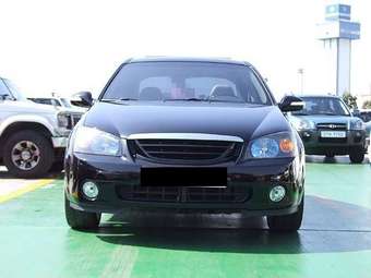 2005 Kia Cerato Pics