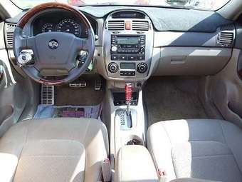 2005 Kia Cerato Pictures