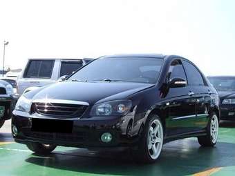 2005 Kia Cerato Photos