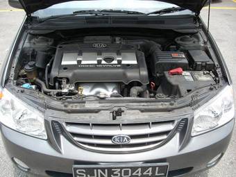 2005 Kia Cerato Pictures