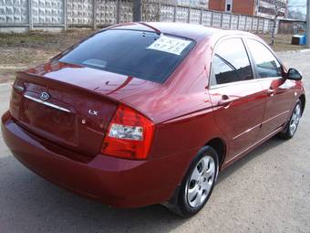 2005 Kia Cerato Photos