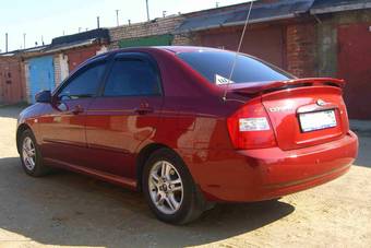 2005 Kia Cerato Pictures