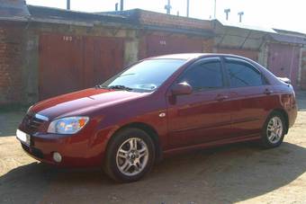 2005 Kia Cerato Pics