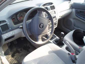 2006 Kia Cerato Photos