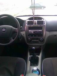 2006 Kia Cerato Pictures