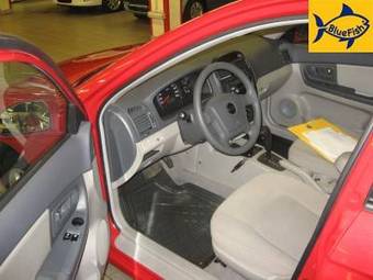 2006 Kia Cerato Images