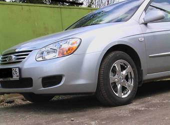 2007 Kia Cerato Pictures