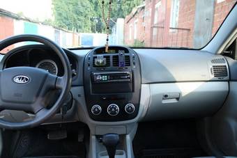 2007 Kia Cerato Photos