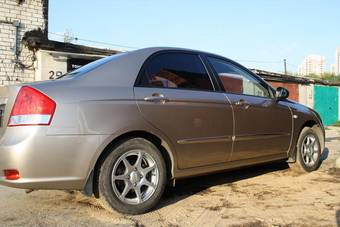 2007 Kia Cerato Images