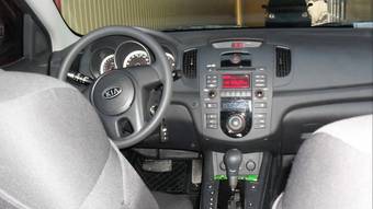 2009 Kia Cerato Pictures