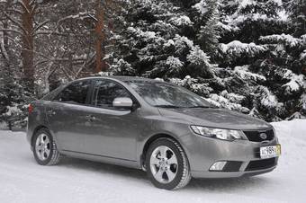 2010 Kia Cerato Photos