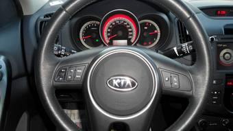 2010 Kia Cerato Pictures