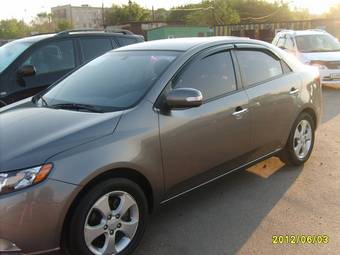 2010 Kia Cerato Photos