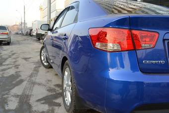 2011 Kia Cerato Photos