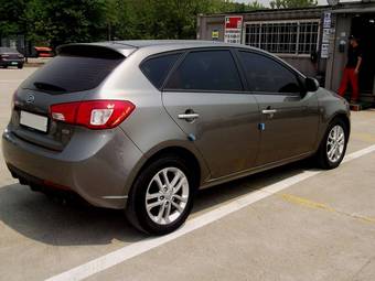 2011 Kia Cerato Images