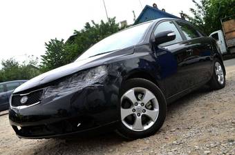 2011 Kia Cerato Photos