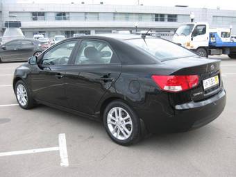 2011 Kia Cerato Photos
