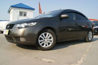 2011 Kia Cerato Photos