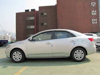 2012 Kia Cerato Photos