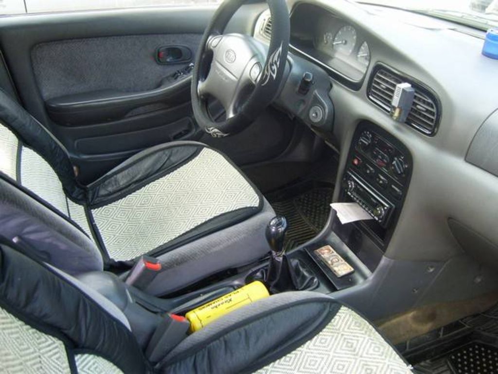 1997 Kia Clarus