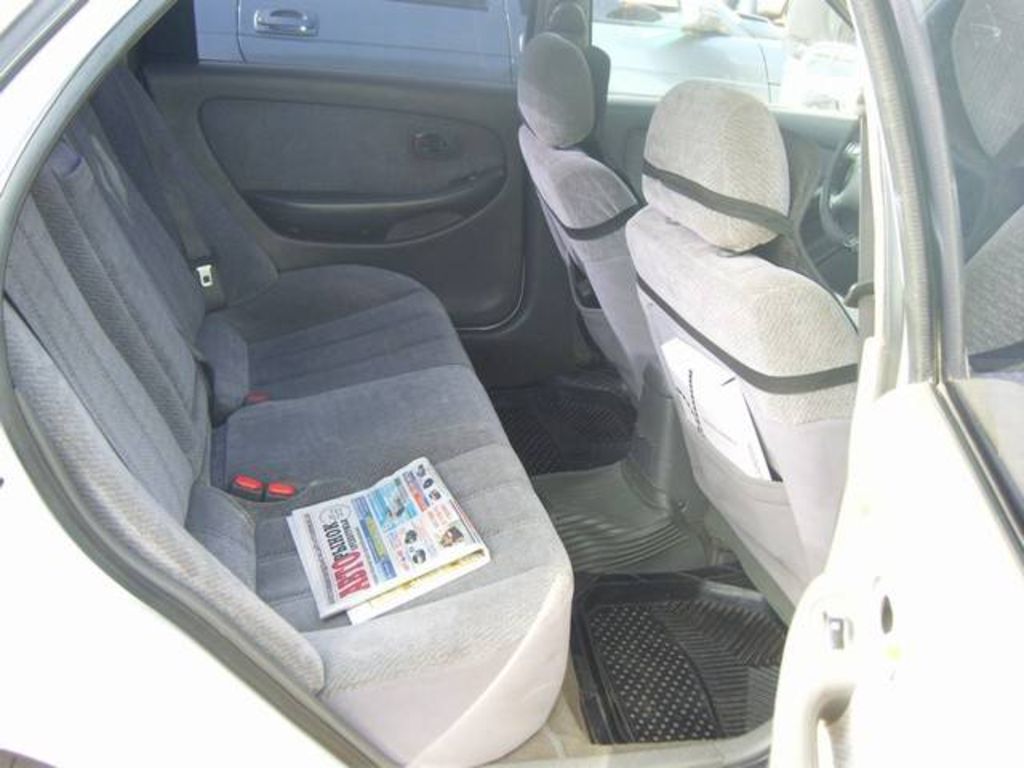 1997 Kia Clarus