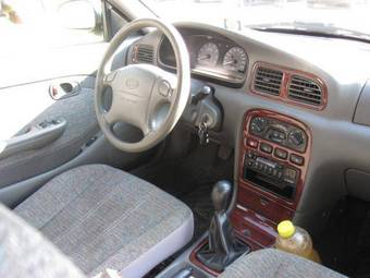 1997 Kia Clarus Photos