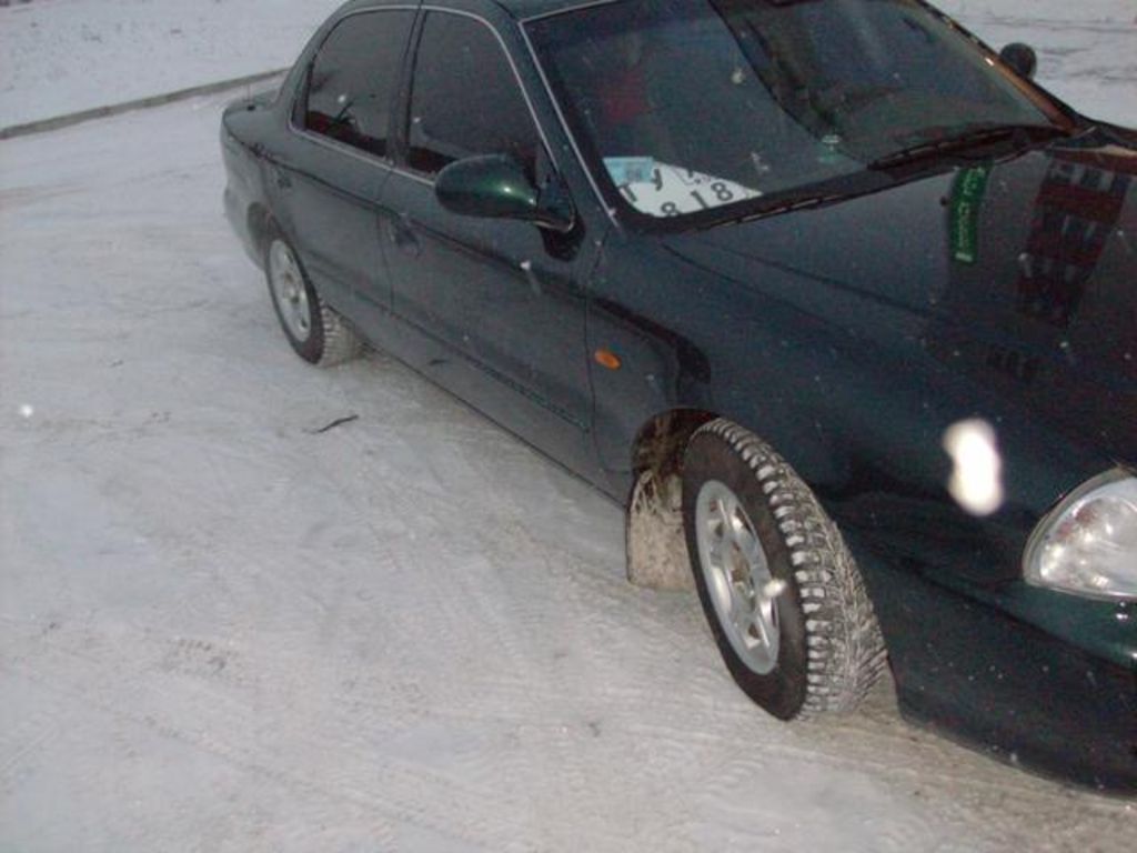2001 Kia Clarus