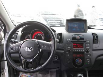 2010 Kia Forte Photos