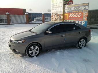 2010 Kia Forte Photos