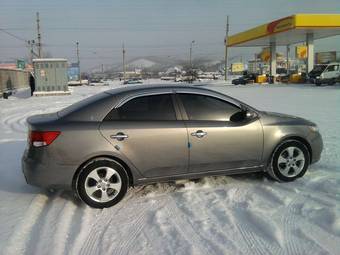 2010 Kia Forte Images
