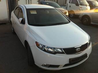 2010 Kia Forte Photos