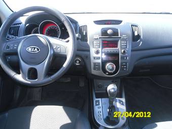 2010 Kia Forte Photos