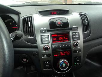 2010 Kia Forte Wallpapers