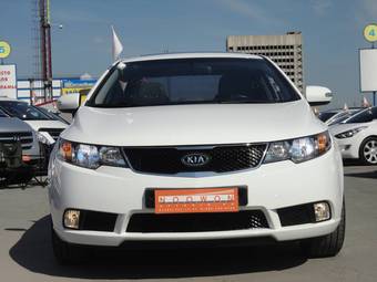 2010 Kia Forte Photos