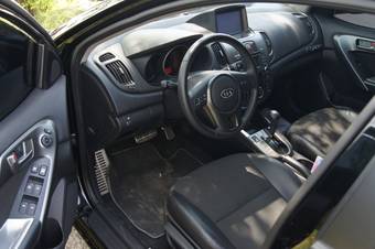 2010 Kia Forte Wallpapers