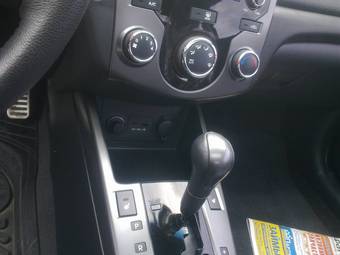 2010 Kia Forte Photos