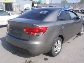 2010 Kia Forte Photos