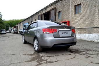 2010 Kia Forte Photos