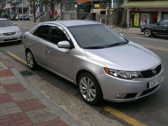 2010 Kia Forte Pictures