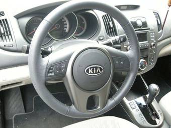 2010 Kia Forte Photos