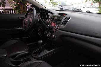2010 Kia Forte Wallpapers