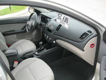 2010 Kia Forte Pictures