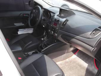 2011 Kia Forte Images